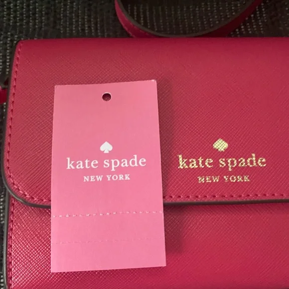 Kate Spade small flip crossbody - Picture 4 of 6